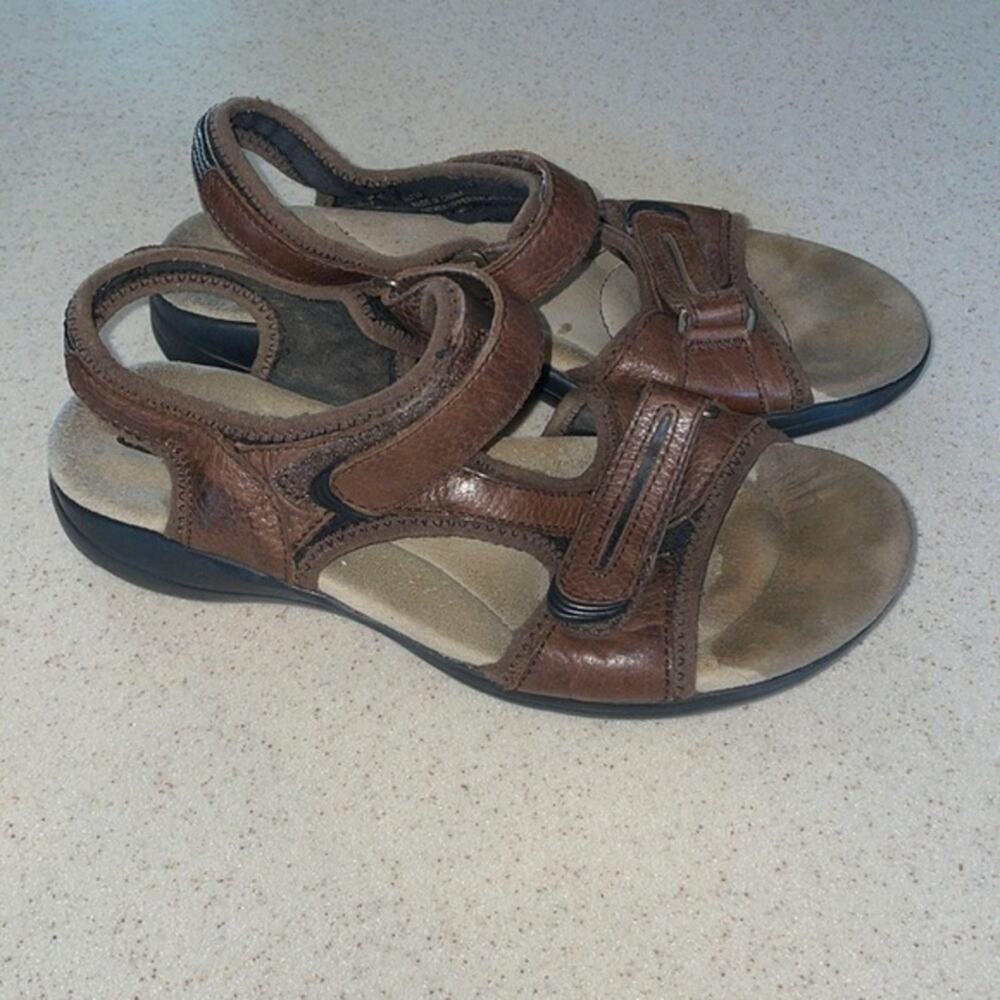 Clarks Brown Leather Strappy Cushion Walking Sandals Size 7 1/2 M